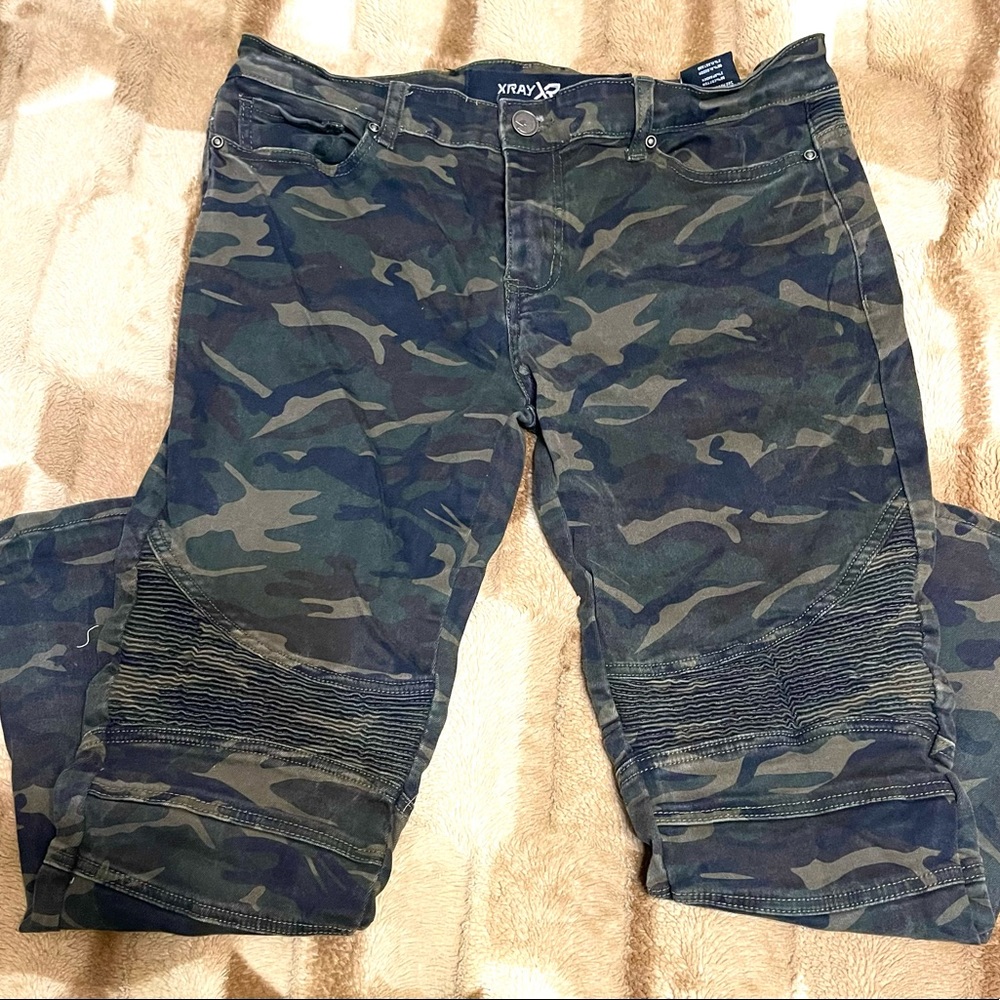Camo Moto Biker Style Stretch Jeans Very Cool Jeans 34x30